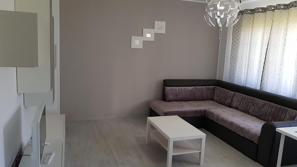 V1 Apartment Constanta Exterior photo