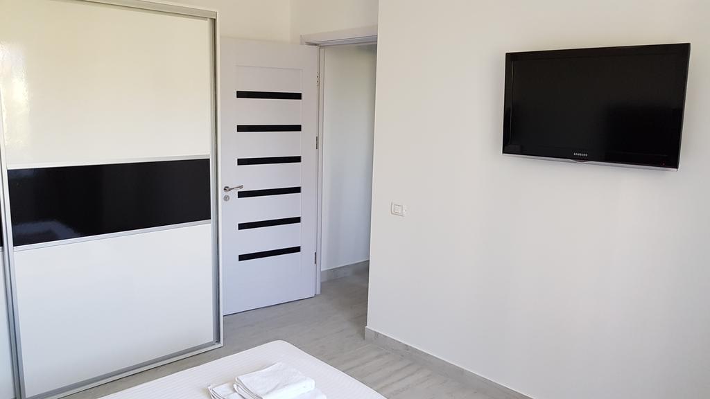 V1 Apartment Constanta Exterior photo